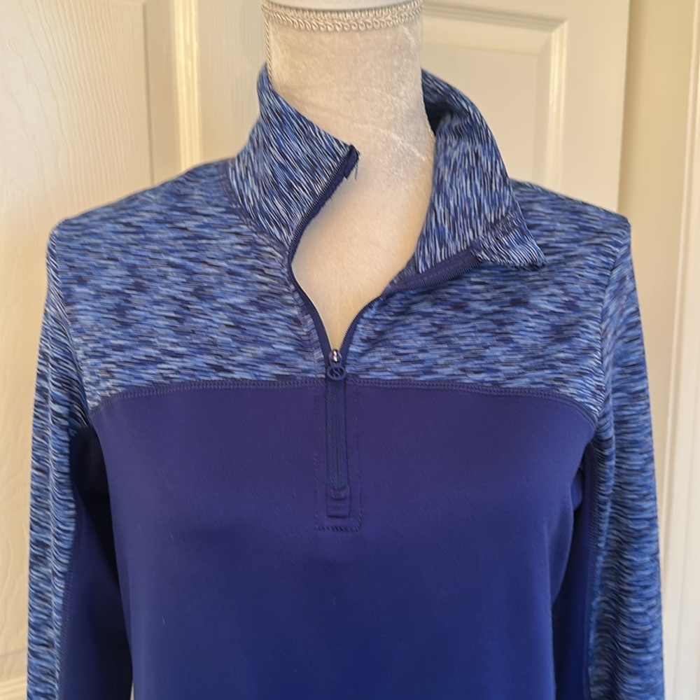 Workout Pullover - Picture 4 of 7